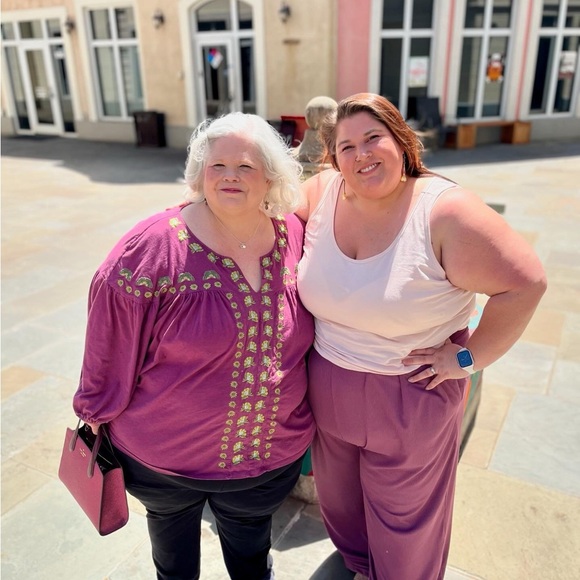 Meet your Posher, Roxy - Picture 10 of 12